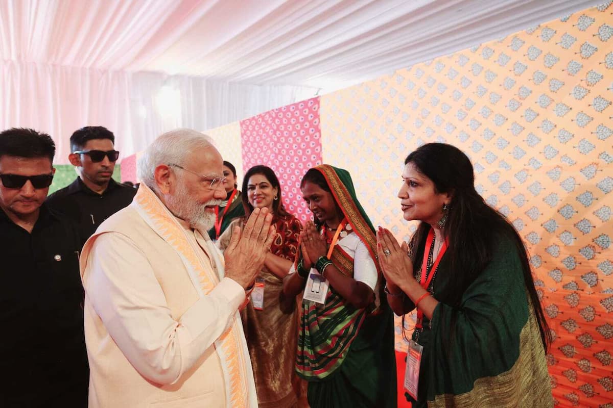 Honourable Moment